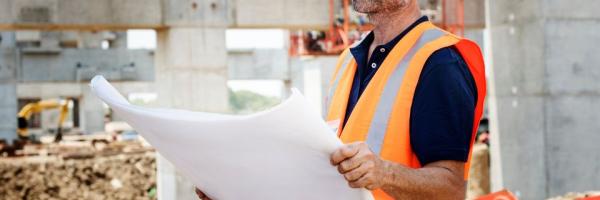 temporärarbeit auf baustelle