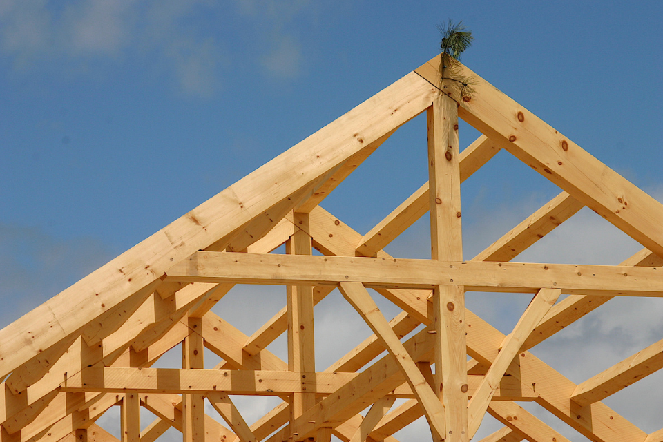 Dachstuhl aus Holz